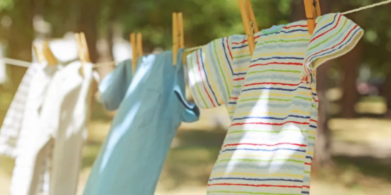 شستن لباس نوزاد با ماشین‌ لباسشویی
