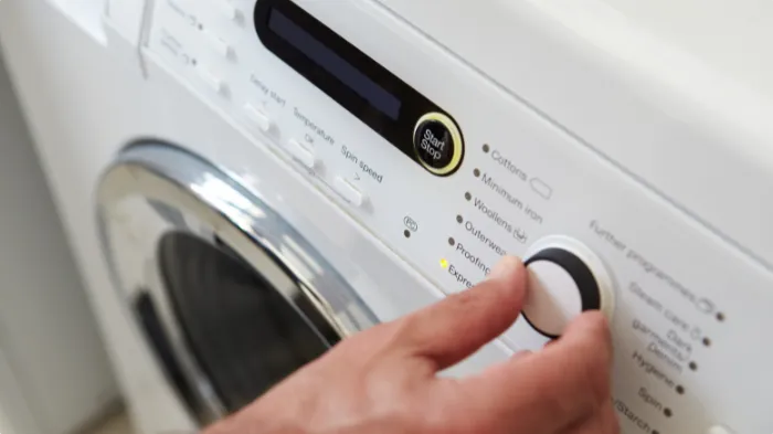 روش شستن پتو با ماشین لباسشویی در خانه