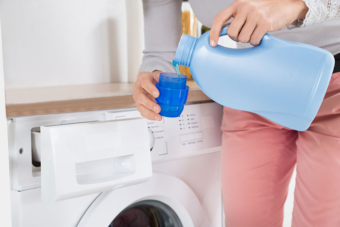 از بین بردن کپک ماشین لباسشویی به کمک لیمو ترش